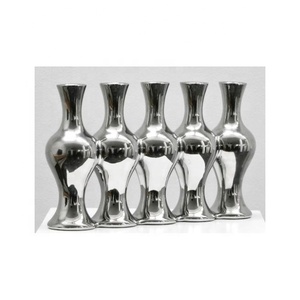 Best-Selling Modern Metal Flower <b>Vase</b> Iron Material <b>for</b> Living Room Decoration and Commercial Use in Hotels and Restaurants - Product Image 1