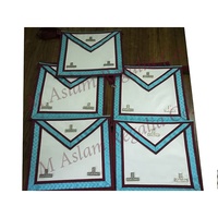 Insignia Magnética Clásica Mark Regalia Master Meson 100% Cuero de Cordero con Cuentas Bordadas y Sin Níquel