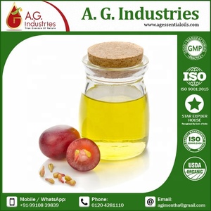 Huile de pépins de raisin pressée à froid d'approvisionnement d'usine de qualité alimentaire 100% huile de support organique pure huile essentielle de pépins de raisin en vrac - Product Image 3