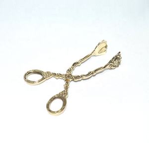 Pince à polir brillante et mate de haute qualité avec revêtement PVD or en laiton Design de qualité supérieure Pince fantaisie en or à usages multiples - Product Image 3