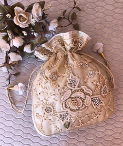 Design unique broderie à la main travail potli sac à main pour femmes et filles sac de mariage à bas prix par LUXURY CRAFTS - Product Image 3