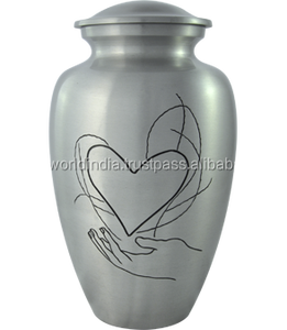 Urna de cremación de latón para adultos de Brassworld India Suministros funerarios de alta calidad - Product Image 3