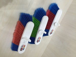 Brosse de lavage de voiture facile à utiliser de haute qualité, meilleure sur le marché, brosse pour le nettoyage des voitures et autres surfaces - Product Image 4