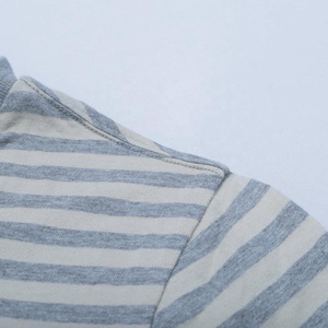 T-shirt à rayures pour hommes de qualité supérieure avec impression - Product Image 3