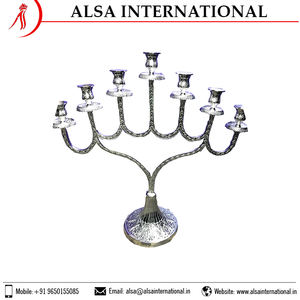 Venta al por mayor de candelabros de aluminio artesanales indios Decoración elegante de metal para el hogar para Navidad comprar a un precio barato - Product Image 4