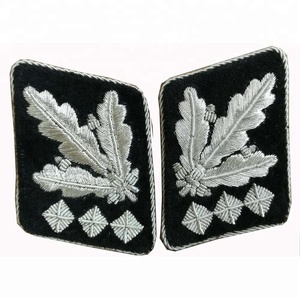 Écussons de col magnétiques brodés à la main pour généraux allemands de la Seconde Guerre mondiale - Réplique historique d'insigne en fil d'or - Product Image 1