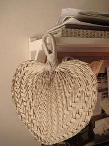 Éventail pliable artisanal en paille, style national, éventail à main en paille, origine Vietnam, contact +84-907 377 828 (Viber/WhatsApp/Zalo) - Product Image 3