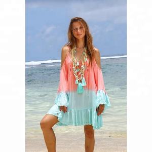 Venta al por mayor 100% algodón Tie Dye estampado tiras frío hombro inferior Reunión Mujeres verano caliente ropa de playa Mono Mini túnica vestido - Product Image 2