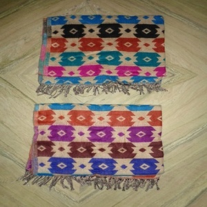 Vente en gros de châles d'hiver en laine imprimés bohémiens Mix & Match Designs écharpes traditionnelles d'Inde - Product Image 6