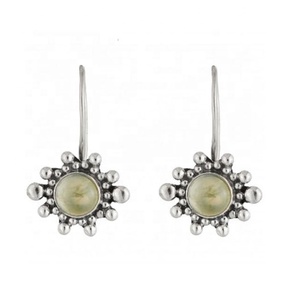 Pendiente de piedras preciosas de Prehnita verde, pendientes de plata de ley 925 para mujer, joyería de plata al por mayor, joyería fina de plata India sólida - Product Image 1