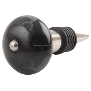 Sceau décoratif noir et gris en céramique avec motif cerf, 20 pièces, créateur, fait à la main, pour imprimer les bouteilles de vin, à bas prix, en ligne - Product Image 1