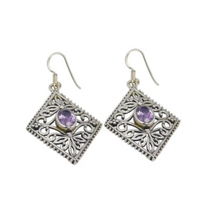 ต่างหูแบบห้อยแนววินเทจ925เงินสเตอร์ลิงประดับด้วยพลอยอเมทิสต์เครื่องประดับแบบแข็งเครื่องประดับแฮนด์เมดแบบอินเดีย - Product Image 1