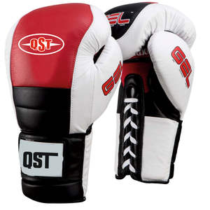 ถุงมือฝึกซ้อมมวย PU ระดับพรีเมียม พร้อมที่พยุงข้อมือที่แข็งแรง สำหรับการฝึกซ้อมฟิตเนส การต่อสู้ และการฝึกซ้อมกับกระสอบทราย รับผลิตแบบ OEM พร้อมโลโก้ตามสั่ง - Product Image 2