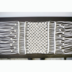 Chemin de table en macramé bleu foncé 100% coton fait à la main, élégant pour les mariages et la décoration de la maison à Noël - Product Image 3