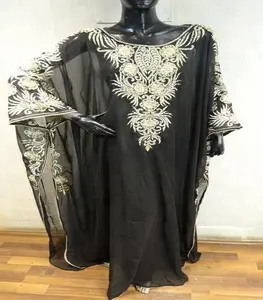 El işlemeli boncuklu Kaftan Kaftan