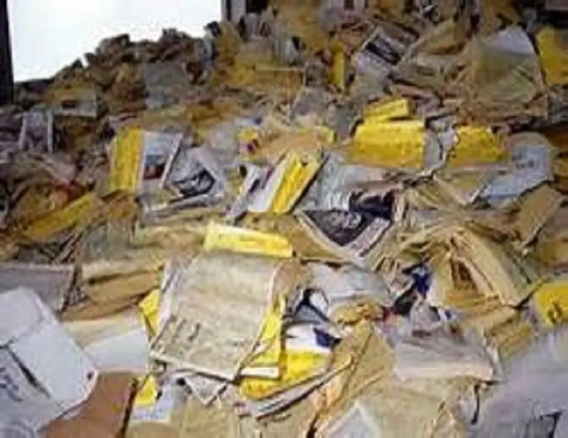 צהוב דפים מדריכי טלפון גרוטאות למכירה