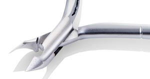 Nghia – pince à ongles professionnelle C-01Cuticle avec pince à cuticules à ressort unique - Product Image 4