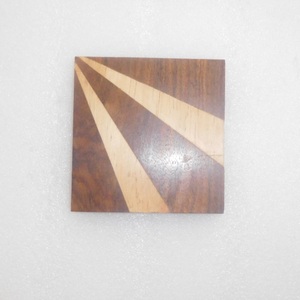 พาเลทไม้ธรรมชาติ2โทนสีชุดที่รองแก้วไม้ทรงสี่เหลี่ยมแบบคลาสสิก - Product Image 1