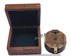 Collection Main Brunton Boussole Avec boîte En Bois CHCOM392 - Product Image 5