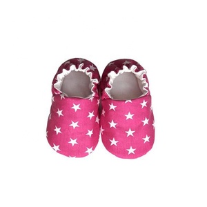 Pantoufles pour bébé bleu clair, bottines pour bébé 100% en coton biologique, vente en gros - Product Image 1
