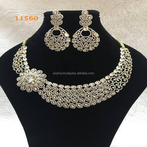 Conjunto de collar llamativo de circón de aleación de cobre para mujer con estilo para bodas, aniversarios, compromisos, fiestas; regalo para africanos - Product Image 1