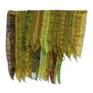 Écharpe Sari étole femmes châle indien Sari patchs écharpe réversible coloré rayé écharpe Vintage soie panneau Sari Vintage - Product Image 1