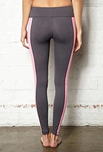 Mallas transpirables de algodón sin costuras para mujer, leggings de yoga con bloque de color bicolor 2023, venta completa en línea - Product Image 2