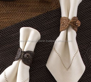 Anillo para Servilletas de Ratán Natural, Material Sostenible - Product Image 2