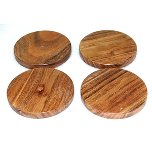 Lot de 4 sous-verres en bois rond avec design de feuille en métal moulé - Product Image 5