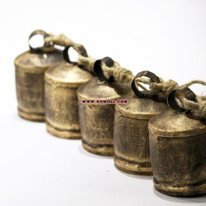 Cencerro suizo indio grabado de Metal de hierro personalizado, Campana decorativa rústica hecha a mano para el hogar, la granja y el regalo - Product Image 4