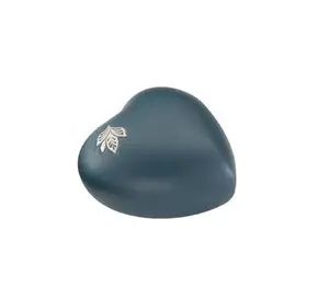 Urna clásica de latón en forma de corazón, nuevo contenedor de cenizas de cremación de mascotas pequeñas de aluminio, azul y blanco para entierro de mascotas adultas - Product Image 1