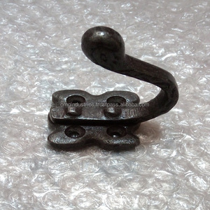 Ganchos Decorativos de Pared para Sombreros y Abrigos, de Hierro Fundido Antiguo con Borde de Cuerda Negra, de Latón Macizo, Venta al por Mayor - Product Image 1