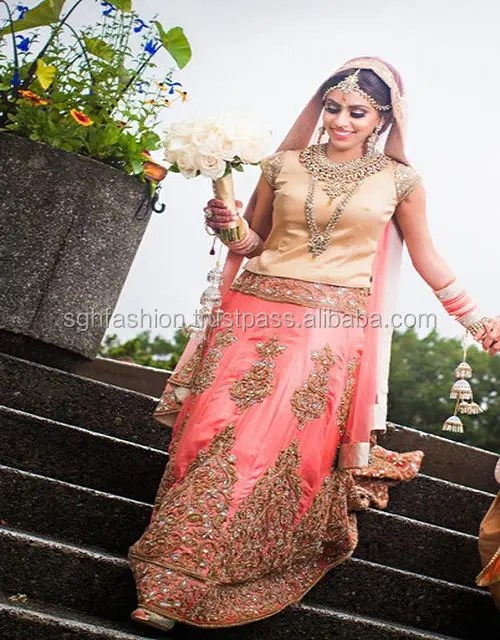 งานแต่งงานของเจ้าสาวสีชมพู Lehenga Choli 2018