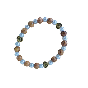 Bracelet à breloques de mode religieuse de qualité supérieure fait à la main pour enfants avec chapelet en bois d'olivier emblématique et accessoire en onyx - Product Image 1