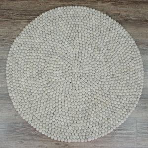FBR-035, Tapis rond en feutre, 100% laine de Nouvelle-Zélande écologique, feutré et cousu par des artisans talentueux et compétents du Népal - Product Image 3