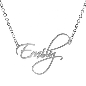 Collar de Moda con Letra y Nombre Personalizado '<span class=keywords><strong>Julia</strong></span>', Collar Personalizado de Acero Inoxidable en Oro Rosa - Product Image 5