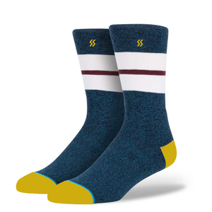 Green <b>Knee</b> <b>High</b> Sports Socks Men Knitted Solid Color With Logo On Cuff For Soccer Jacquard Knitted Sports Socks - Product Image 5