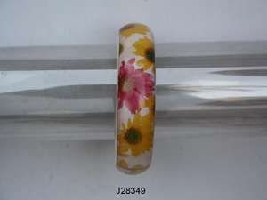 Brazaletes de resina con patrón de girasol para mujeres y niñas, joyería India disponible en todos los colores - Product Image 2