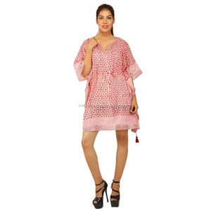 Hermoso Caftán Indio Hecho a Mano de Algodón con Estampado Geométrico en Bloques, Ecológico, para Playa, Verano, Cómodo, Talla Grande, Cintura Natural - Product Image 1