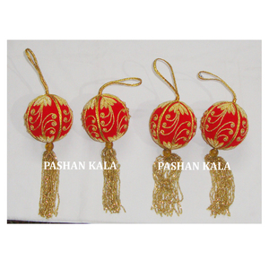 Nouvelle conception de boules de Noël brodées à suspendre pour l'arbre de Noël - Product Image 1
