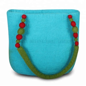 Bolso Tote Ecológico Hecho a Mano para Mujer, Diseño Floral de Jardín Natural, Cierre de Cremallera, Dos Asas, Forro de Lana, Fácil de Llevar, Floral Hecho a Mano - Product Image 3