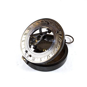 Logotipo personalizado Reloj de Sol de latón de 3 \ "con caja de vidrio de madera Acabado vintage antiguo Material de aleación de brújula direccional de metal - Product Image 6