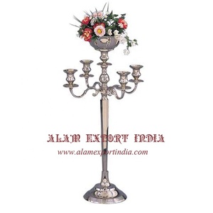 Nuevo Centro de Mesa Navideño con Candelabro y Florero Metálico, Decoración Hecha a Mano y Duradera para el Hogar, Oficina o Fiestas - Product Image 4