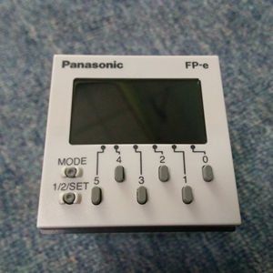 Nouvelle unité de contrôle FP-e originale AFPE224300 AFPE224305 PLC 24VDC 8 points d'entrée CC 5 points de sortie NPN - Product Image 2