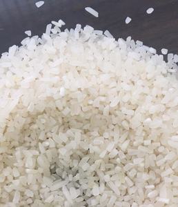 Buen Precio Arroz Roto 100% Grano Largo Secado Duro De Vietnam - Product Image 2