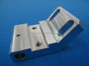 Service de fraisage/tournage d'électroérosion à fil de pièces d'usinage CNC en acier inoxydable personnalisé de haute précision - Product Image 2