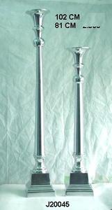 Bougeoir poli de style contemporain fabriqué en Aluminium moulé, porte-bougie - Product Image 2