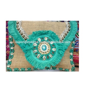 Sac de messager pour femmes fait à la main de style bohème indien petite pochette à monnaie avec pochette perlée pour les achats de soirée en gros - Product Image 2