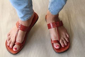 Stylish <b>Women</b> Genuine Leather Vintage Flat Sandal Slipper - Product Image 4