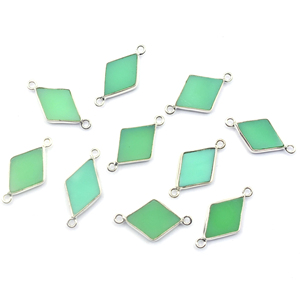 Conector de Joyería Hecho a Mano con Bisel de Plata de Ley 925 Chapado en Oro de 18k con Forma de Diamante de Calcedonia Crisoprasa - Product Image 1